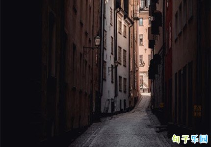 �ʺ����۷����İ� ��ú��۵��İ�˵˵