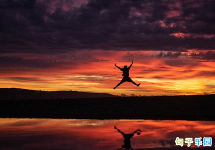 �ֹ۷ܶ�������־���İ���ѡ40��