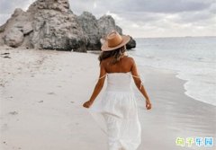Ů��׬Ǯ��־���İ� Ů�˻�������׬Ǯ���İ�