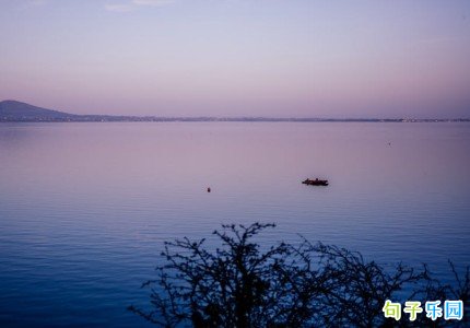 �е����ᵫ���и��Ե��İ�
